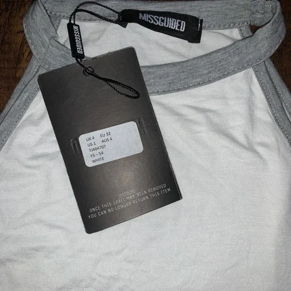 MISSGUIDED COLD SHOULDER TOP - Picture 3 of 5